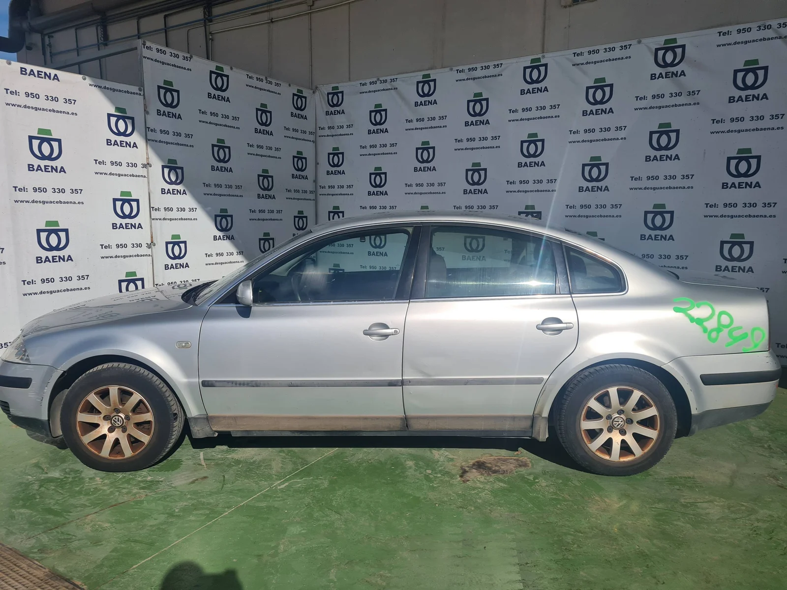 VOLKSWAGEN PASSAT BERLINA (3B3)