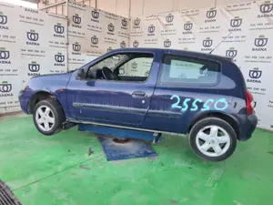 RENAULT CLIO II FASE II (B/CB0) foto 2