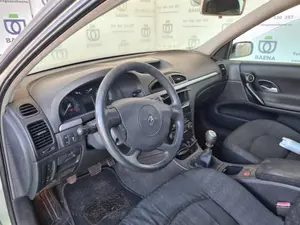 RENAULT LAGUNA II (BG0) foto 5