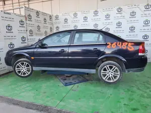 OPEL VECTRA C BERLINA foto 4