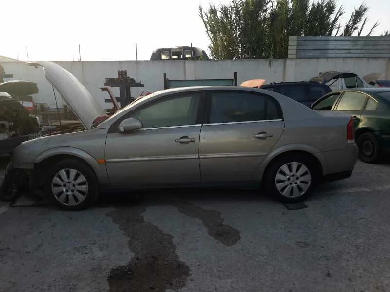 OPEL VECTRA C BERLINA