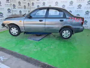 DAEWOO LANOS foto 5