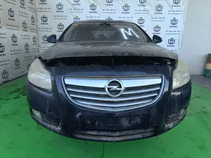 OPEL INSIGNIA BERLINA foto 1