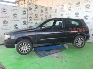 NISSAN ALMERA (N16/E) foto 2