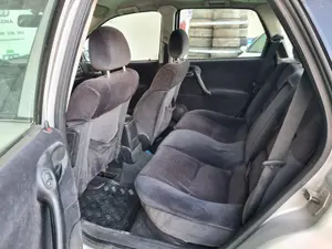 OPEL VECTRA B BERLINA foto 7