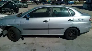 SEAT CORDOBA BERLINA (6L2) foto 5