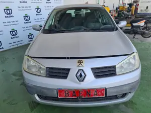 RENAULT MEGANE II CLASSIC BERLINA foto 2