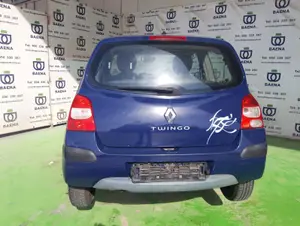 RENAULT TWINGO II foto 4