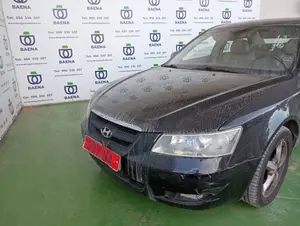 HYUNDAI SONATA (NF) foto 4