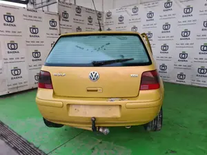 VOLKSWAGEN GOLF IV BERLINA (1J1)(10.1997) foto 4