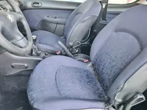 PEUGEOT 206 foto 2