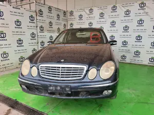 MERCEDES-BENZ CLASE E (BM 211) BERLINA foto 1