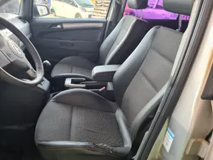 OPEL ZAFIRA B foto 7