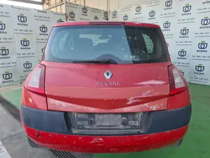 RENAULT MEGANE II BERLINA 5P foto 6