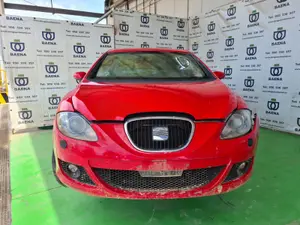 SEAT LEON (1P1) foto 1
