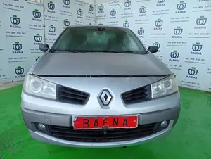 RENAULT MEGANE II BERLINA 5P foto 2