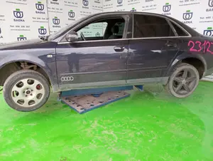 AUDI A4 AVANT (8E) foto 5
