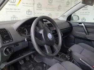 VOLKSWAGEN POLO IV (9N1) foto 8