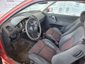 VOLKSWAGEN POLO III BERLINA (6N2) foto 3
