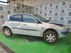 RENAULT MEGANE II BERLINA 5P foto 6