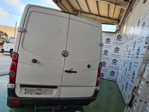 VOLKSWAGEN CRAFTER FURGÓN (2E) foto 3