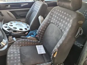VOLKSWAGEN NEW BEETLE BERLINA (9C1/1C1) foto 3
