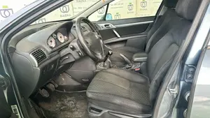 PEUGEOT 407 foto 5