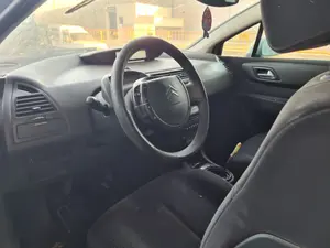 CITROEN C4 BERLINA foto 2