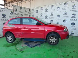 SEAT IBIZA (6L1) foto 7
