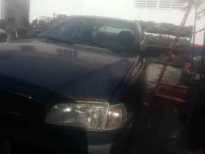 VOLVO S40 BERLINA foto 3