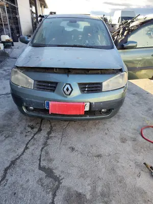 RENAULT MEGANE II BERLINA 5P foto 1