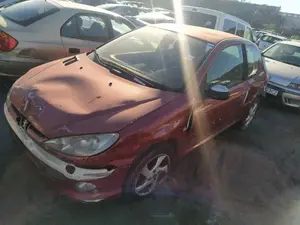 PEUGEOT 206 foto 3