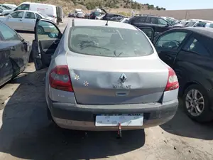 RENAULT MEGANE II CLASSIC BERLINA foto 5