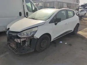 RENAULT CLIO IV foto 4
