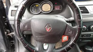 RENAULT MEGANE III BERLINA 5P foto 5
