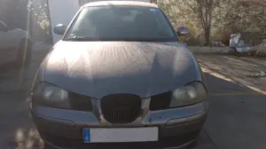 SEAT IBIZA (6L1) foto 1