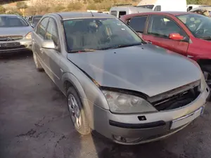 FORD MONDEO BERLINA (GE) foto 6