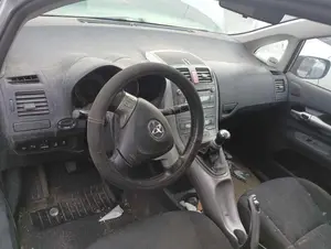 TOYOTA AURIS (E15) foto 4