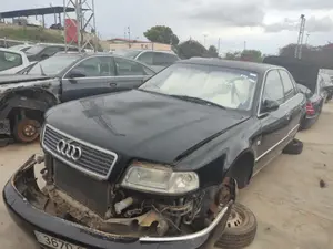 AUDI A8 (D2) foto 1