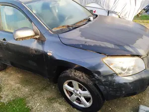TOYOTA RAV4 (A3) foto 3