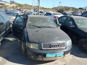 AUDI A4 BERLINA (8E) foto 1