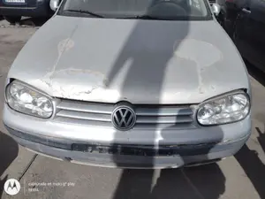 VOLKSWAGEN GOLF IV BERLINA (1J1)(10.1997) foto 1
