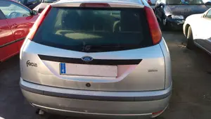 FORD FOCUS BERLINA (CAK) foto 3