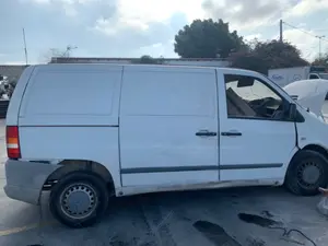 MERCEDES-BENZ VITO FURGÓN (638) foto 2