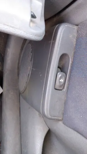 RENAULT CLIO II FASE I (B/CB0) foto 6