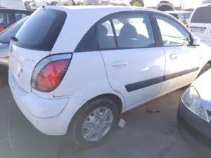 KIA RIO (JB) foto 5