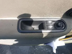 RENAULT CLIO III foto 7