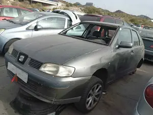 SEAT IBIZA (6K1) foto 2