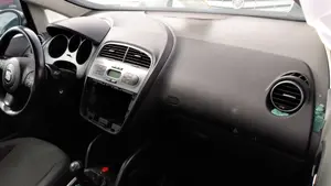 SEAT TOLEDO (5P2) foto 4
