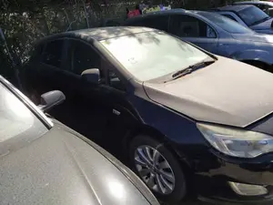OPEL ASTRA J BERLINA 5P foto 3